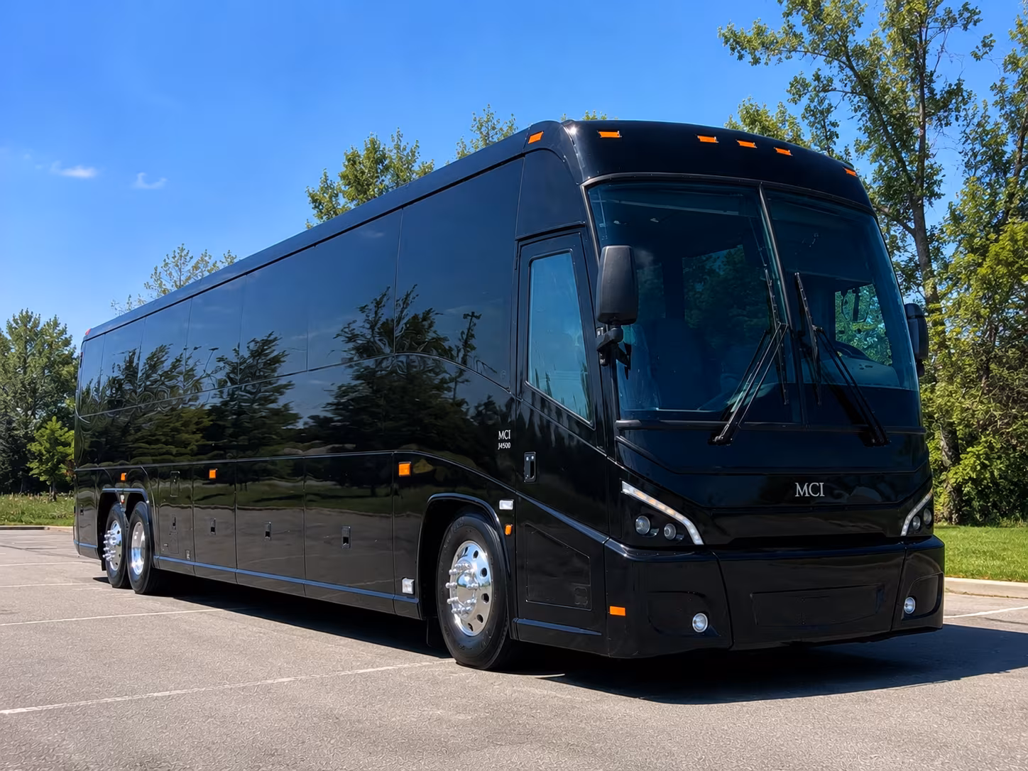 let collegestationcharterbusservices com handle the transportation so you handle the wedding